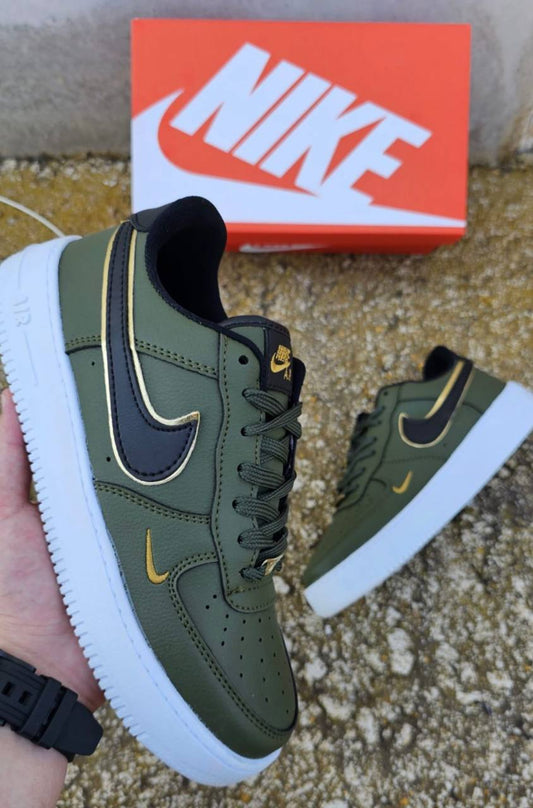 Nike Air Force Verde Oro