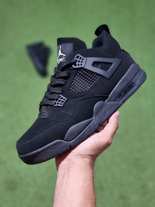 Jordan retro 4 black